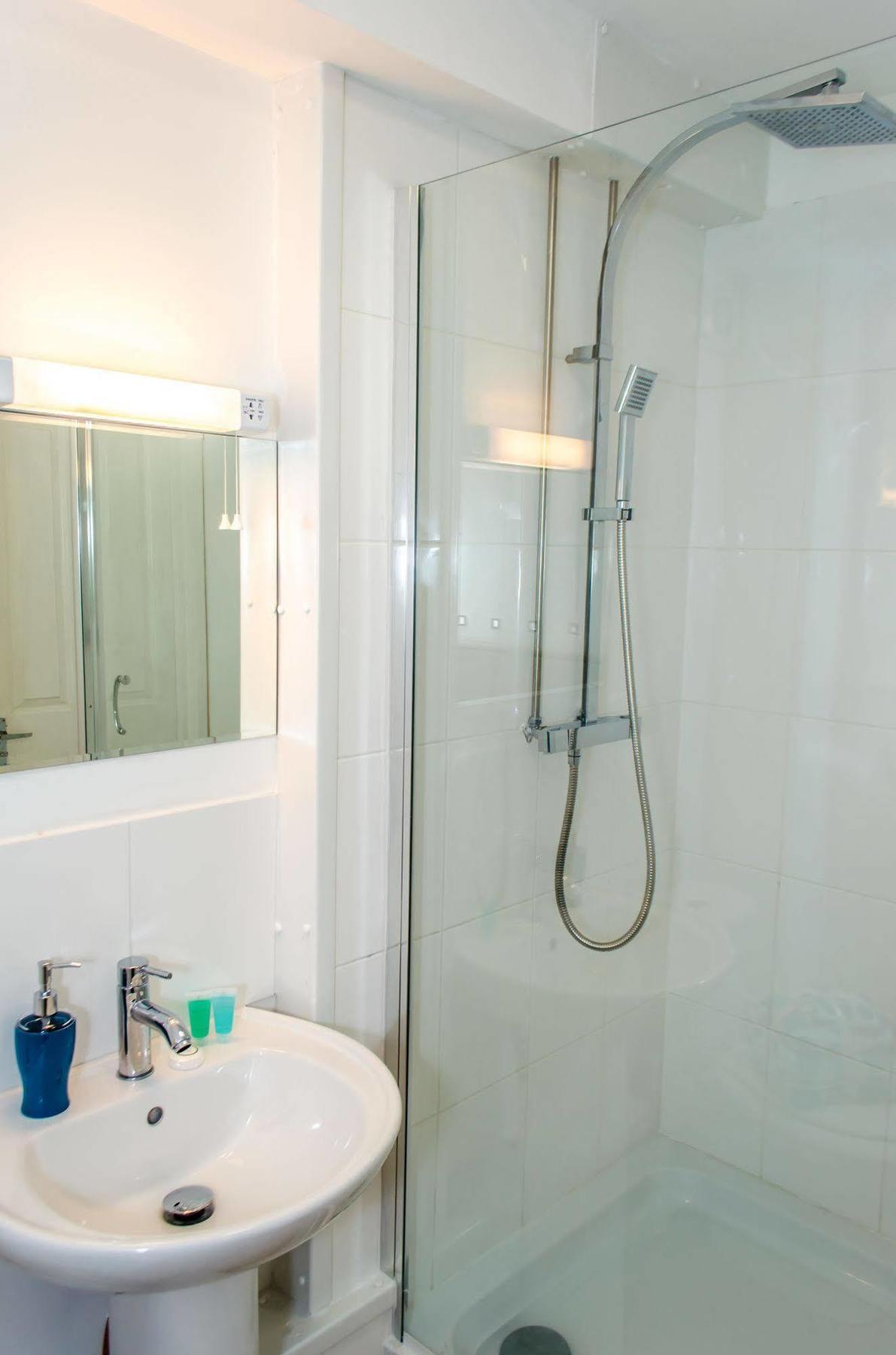 Ava Residence Лидс Экстерьер фото